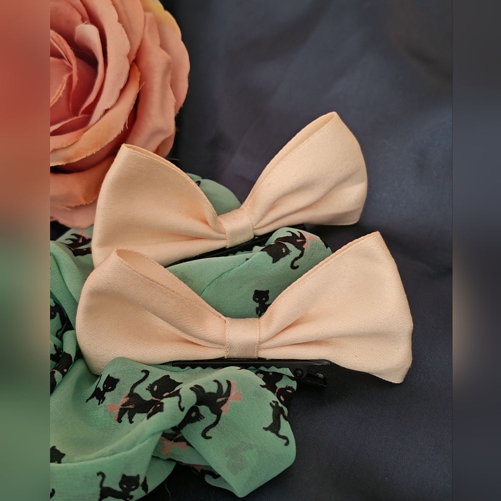 Chic Cream Hair Bows Stand Up Bows